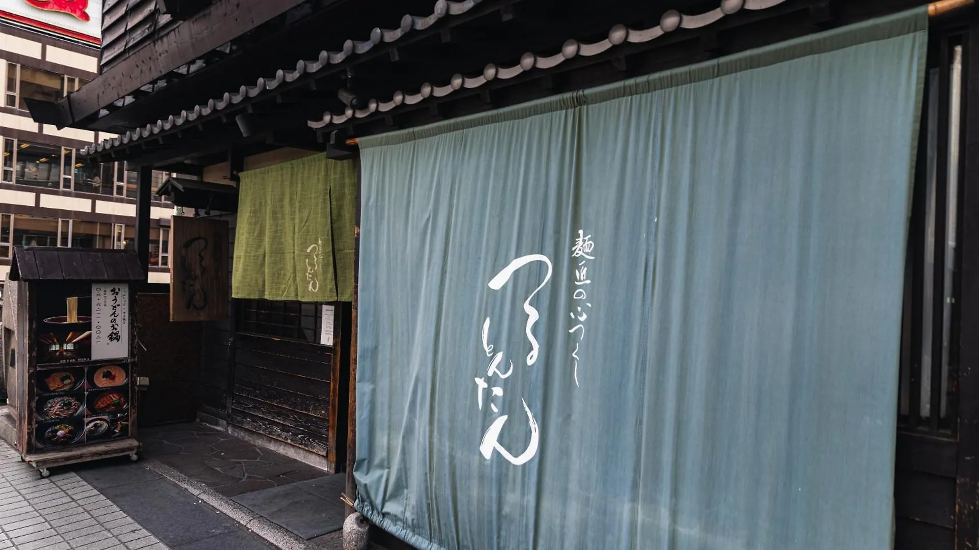 Apartamento 702 道頓堀側のお部屋 中心地へのアクセス抜群 ダブルベッド1台 お布団1枚 Osaka