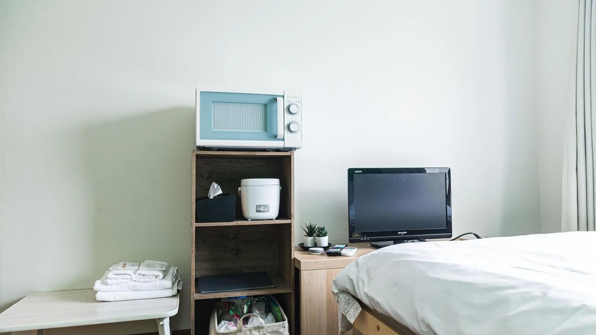 Apartamento 702 道頓堀側のお部屋 中心地へのアクセス抜群 ダブルベッド1台 お布団1枚 Osaka