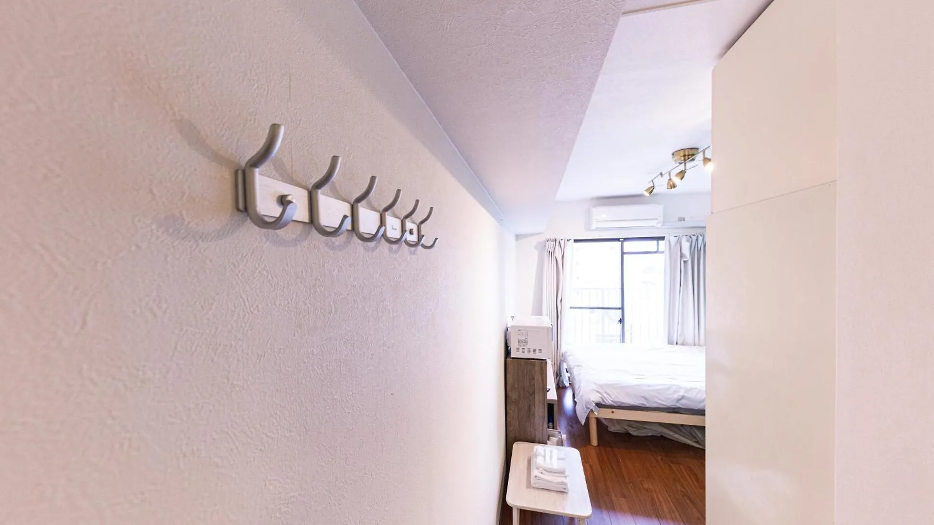 Apartamento 702 道頓堀側のお部屋 中心地へのアクセス抜群 ダブルベッド1台 お布団1枚 Osaka