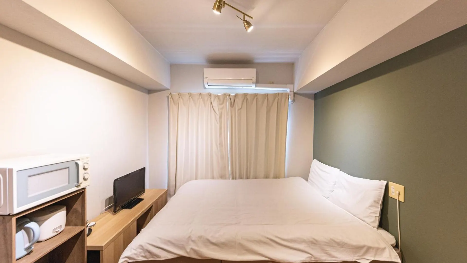 Apartamento 702 道頓堀側のお部屋 中心地へのアクセス抜群 ダブルベッド1台 お布団1枚 Osaka